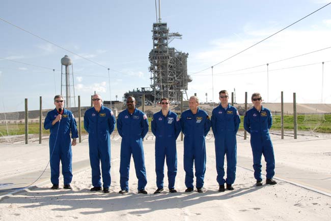 NASA Discusses December Launch Plan for Shuttle Atlantis